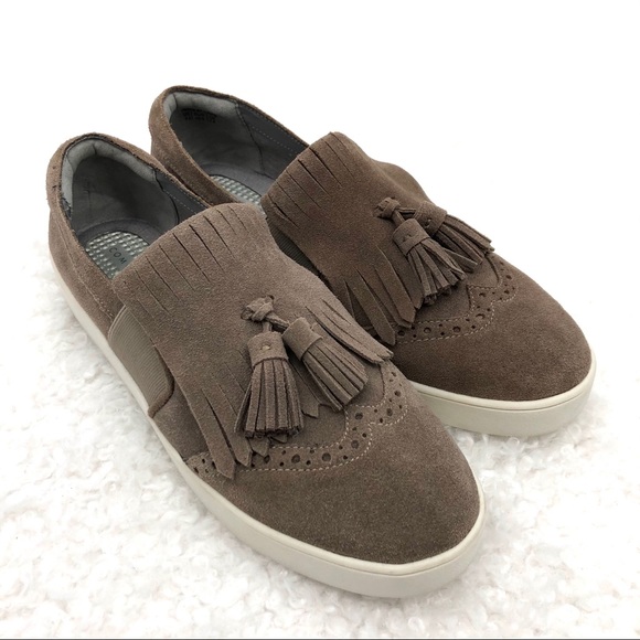 Com + Sens Shoes - Com + Sens Kiltie Suede Slip On Sneaker